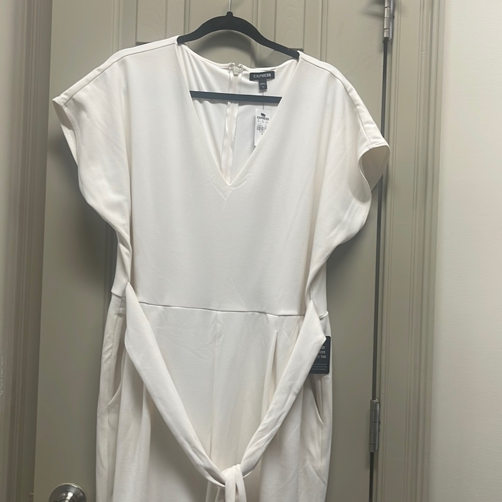 EXPRESS Cream Winter White Jumpsuit Long Pants Size XL